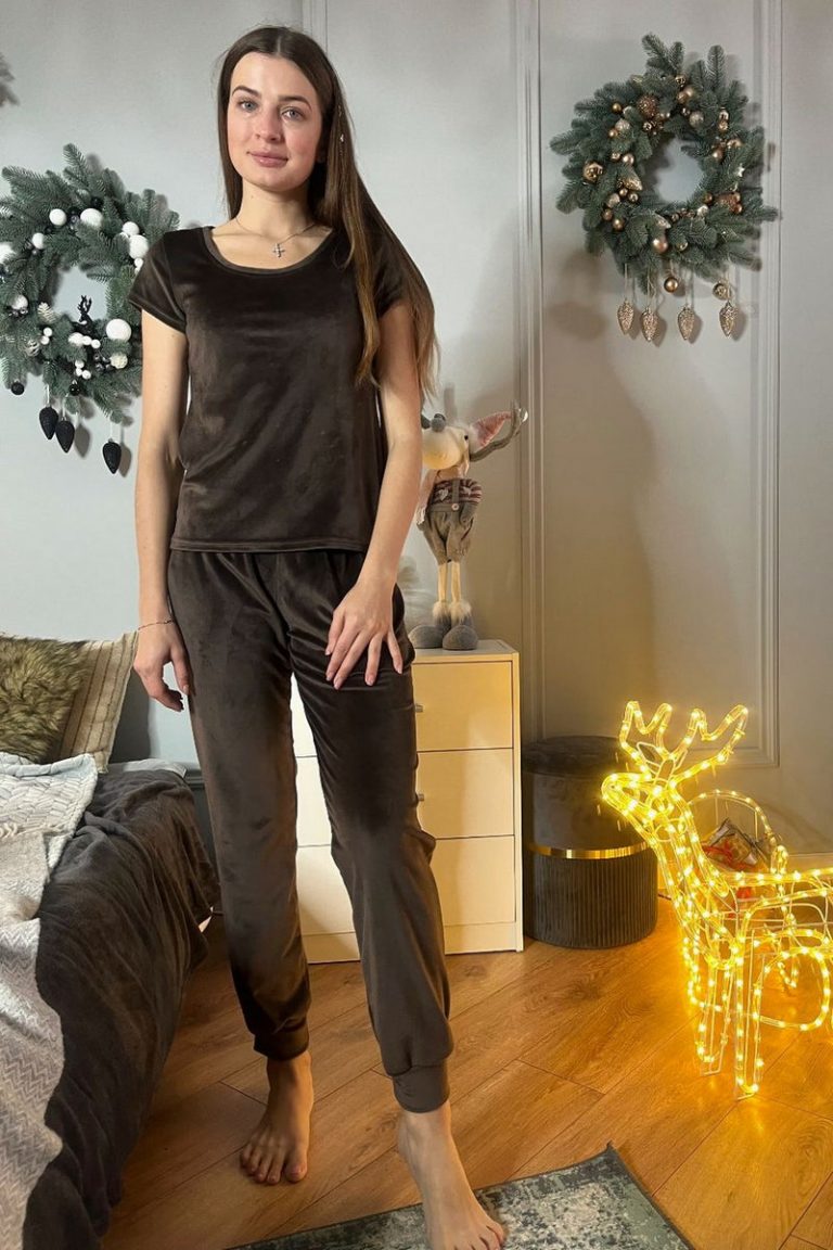 Велюрова піжама зі штанами Пш1605 brown